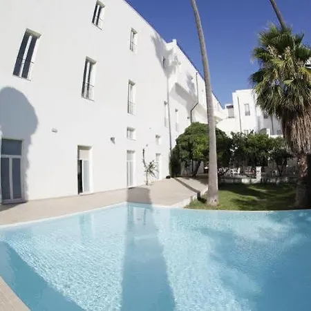 Cristal Hotel 4*