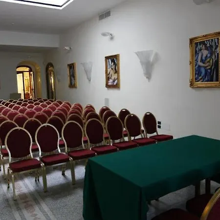 Cristal Hotel 4*